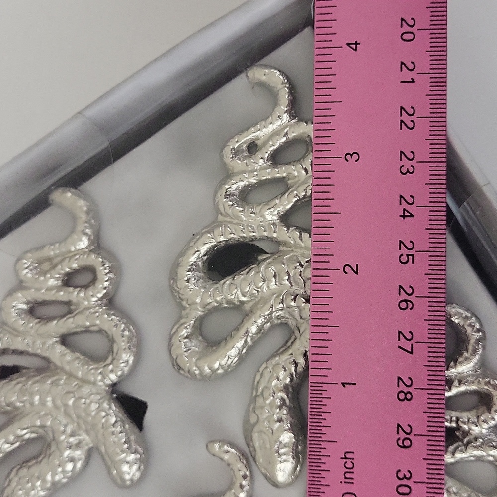 Silver Snake Napkin Rings 4 count - Picture 2 of 4